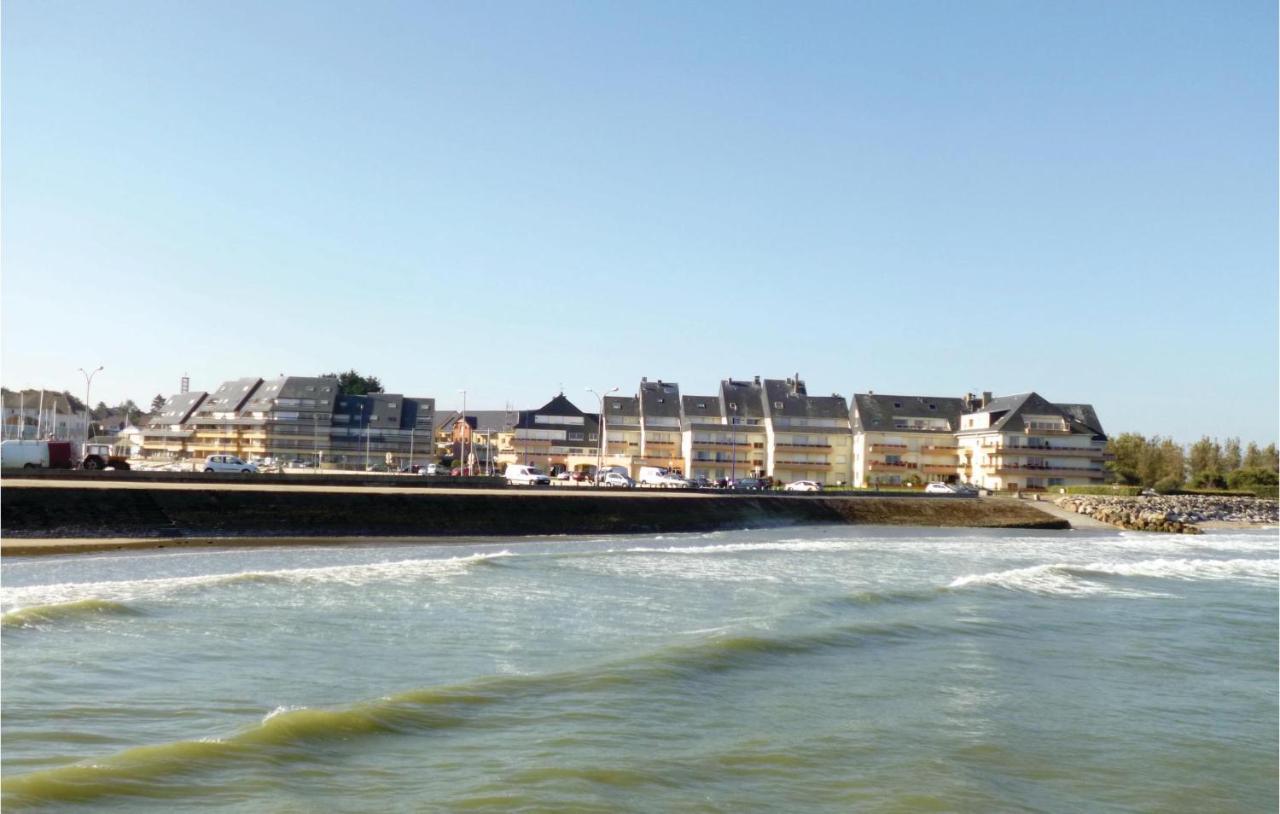 1 Bedroom Nice Apartment In Grandcamp Maisy Esterno foto