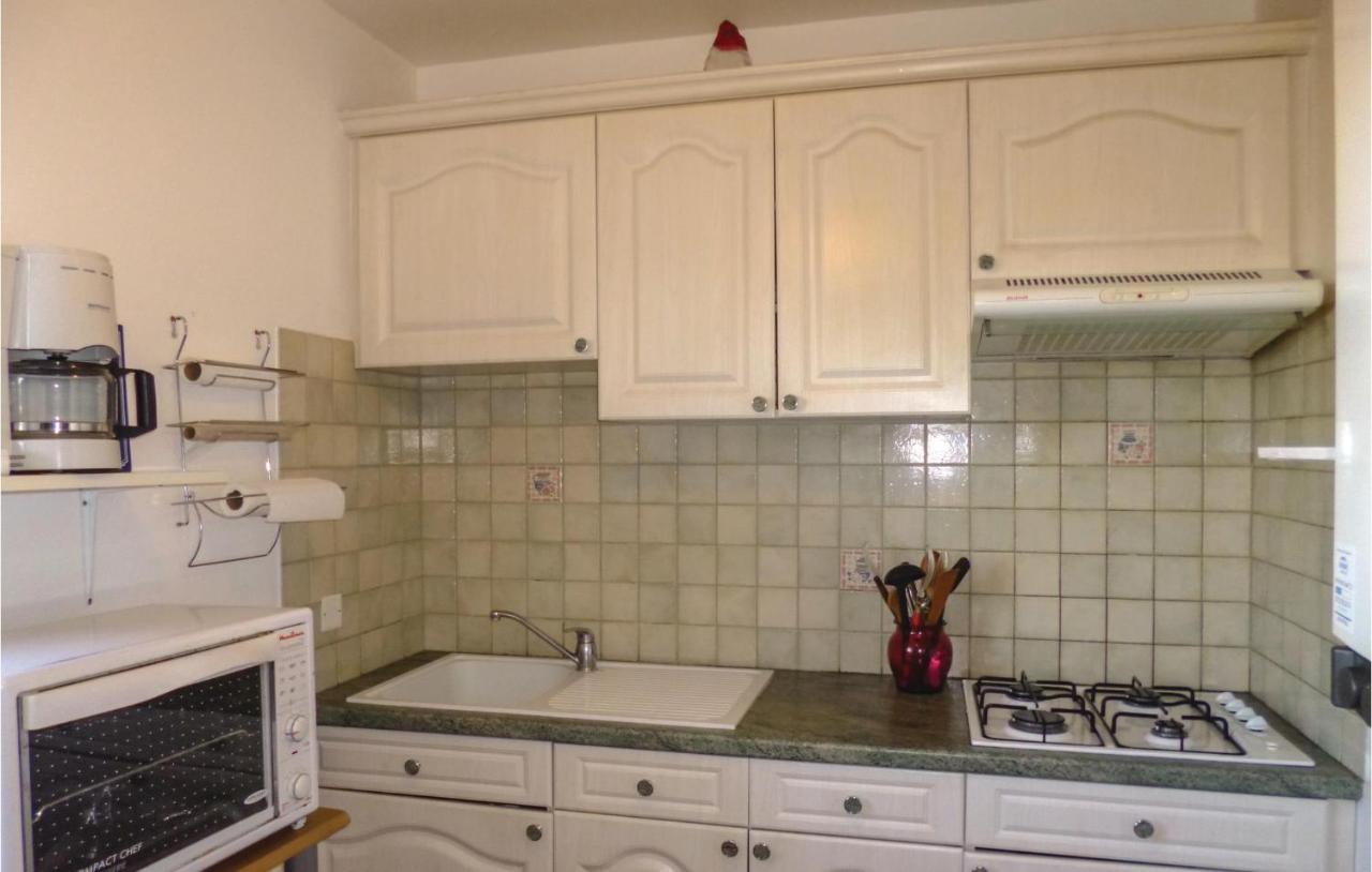 1 Bedroom Nice Apartment In Grandcamp Maisy Esterno foto