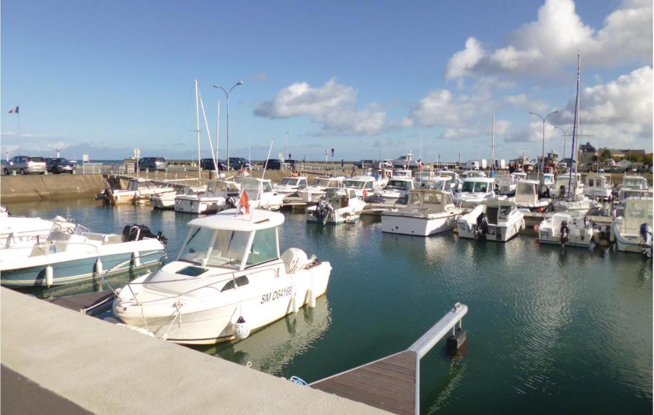 1 Bedroom Nice Apartment In Grandcamp Maisy Esterno foto
